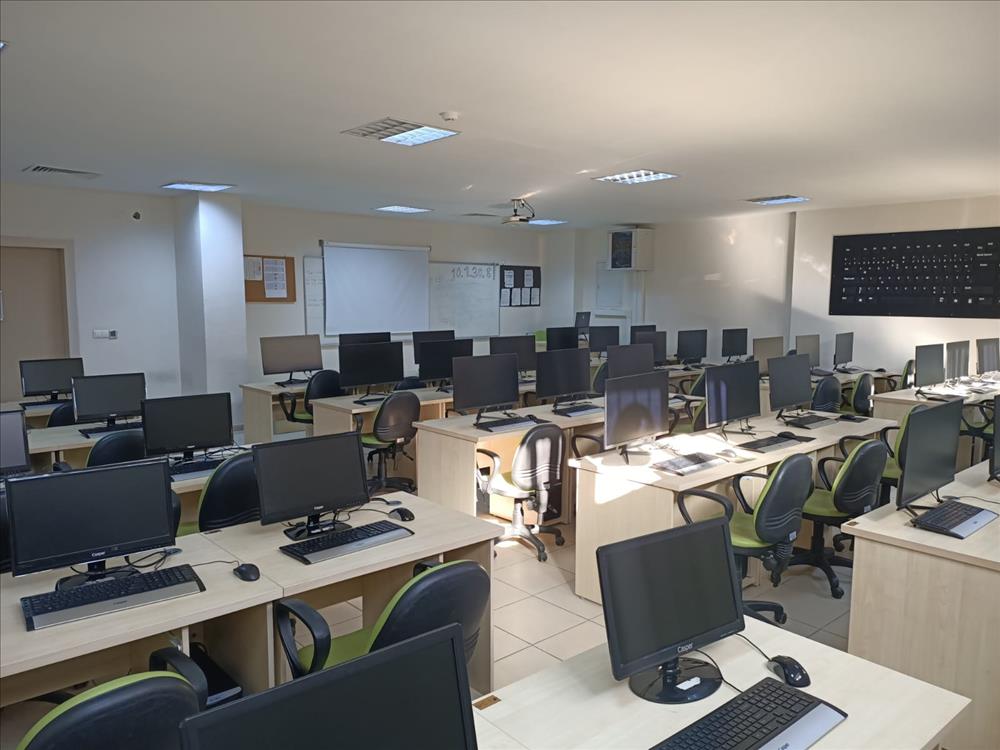 Çınarcık Meslek Yüksekokulu'na 3 Milyon TL'lik Teknoloji Yatırımı